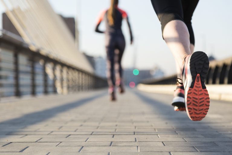 Correr solo vs. Correr en grupo: ¿cuál es mejor para ti? 3 Correr solo vs. Correr en grupo: ¿cuál es mejor para ti?